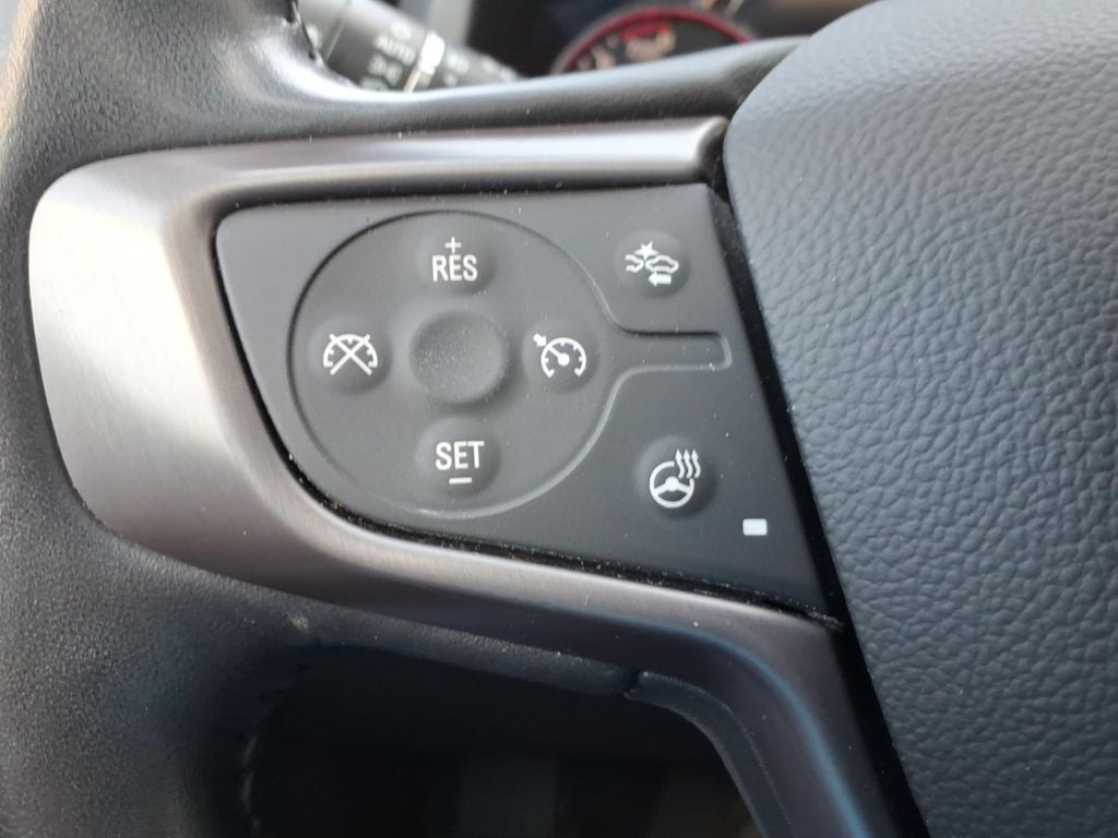 2022 GMC Acadia AT4
