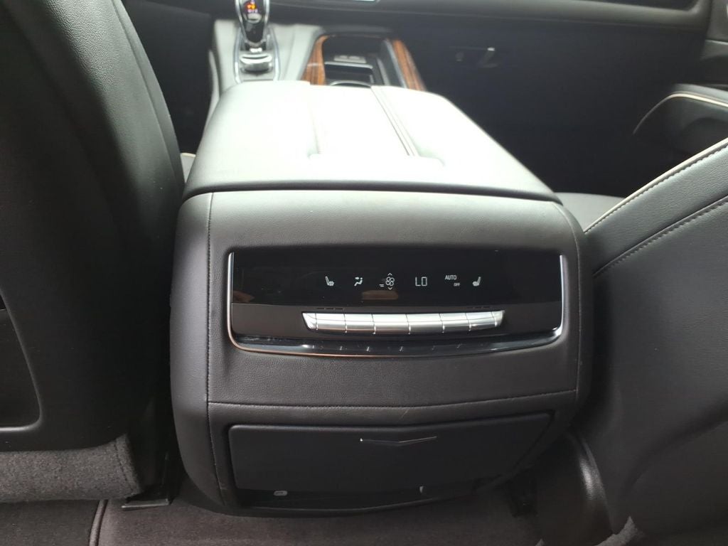 2024 Cadillac Escalade Premium Luxury