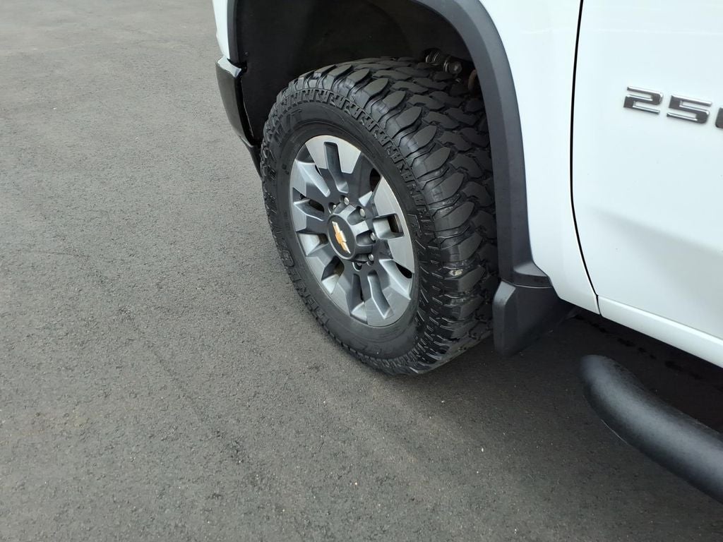 2023 Chevrolet Silverado 2500HD Custom
