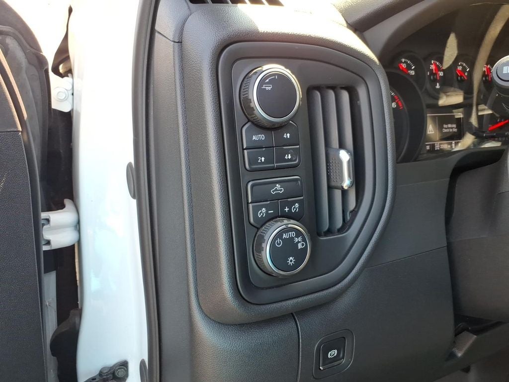 2025 Chevrolet Silverado 1500 Custom Trail Boss
