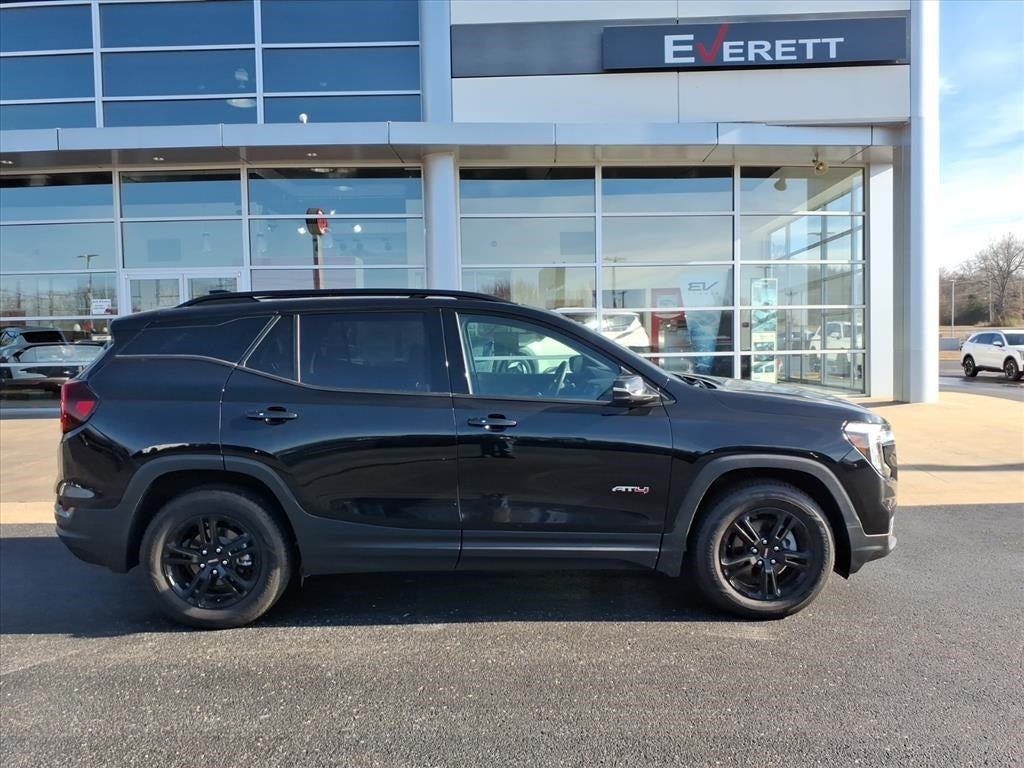 2023 GMC Terrain AT4