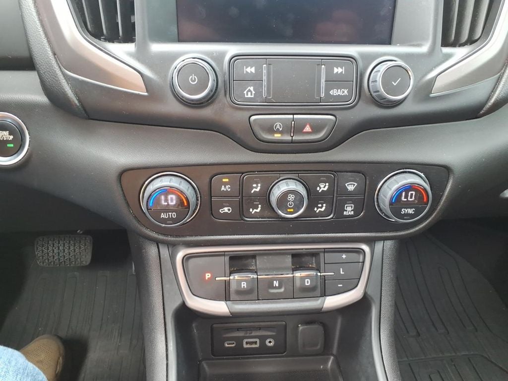 2024 GMC Terrain AT4