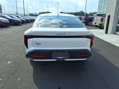 2026 Kia K4 LXS