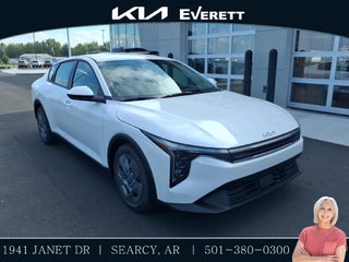 2027 Kia K4 LX