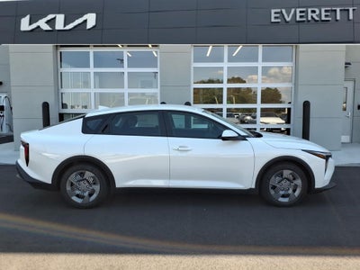2026 Kia K4 LX