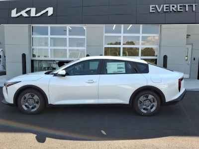 2026 Kia K4 LX