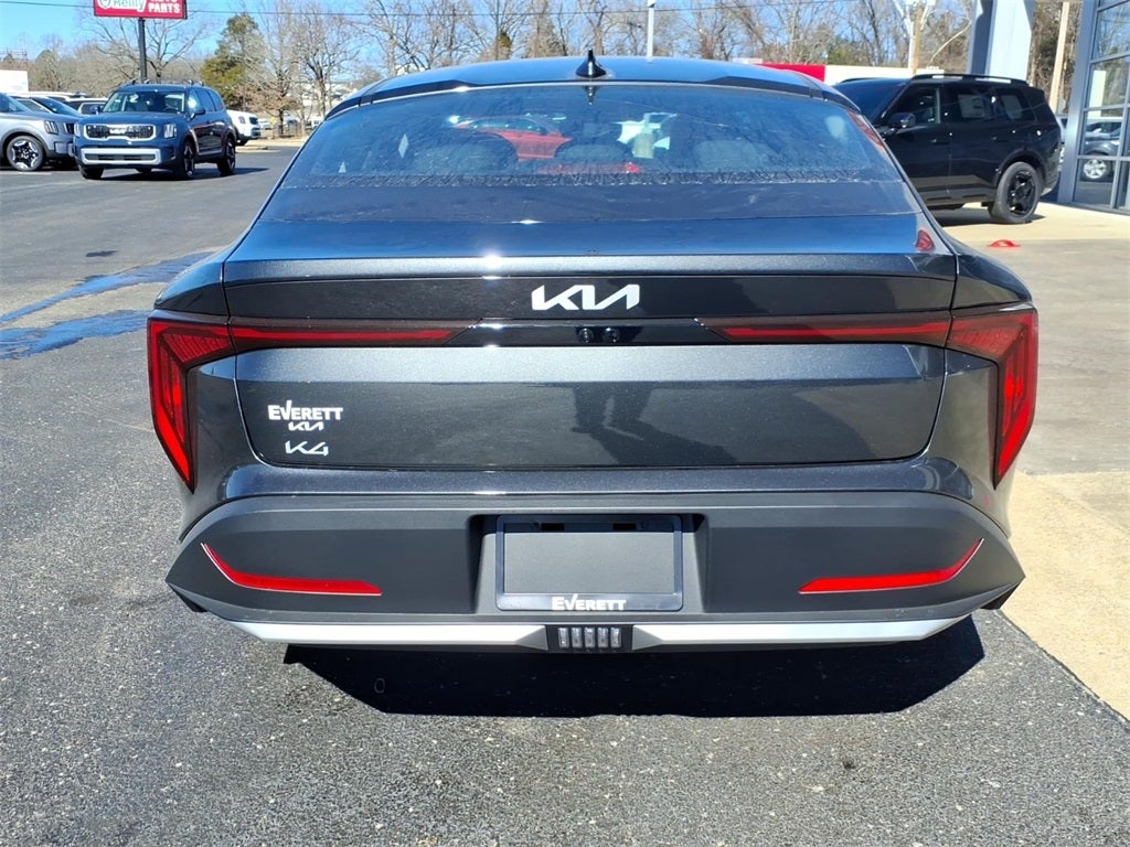 2026 Kia K4 LXS