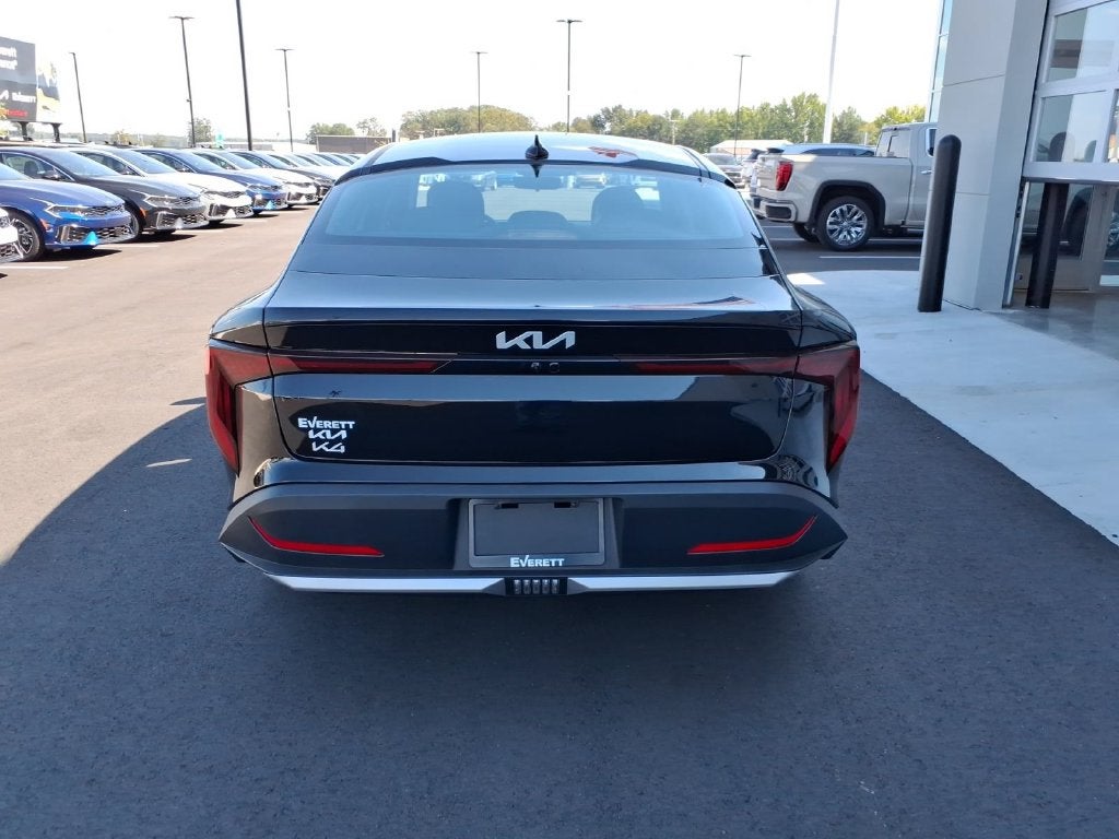 2026 Kia K4 LX