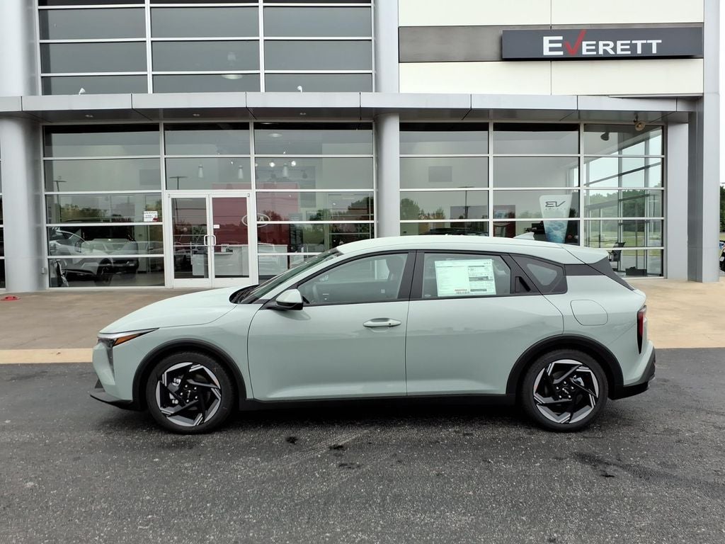 2026 Kia K4 EX