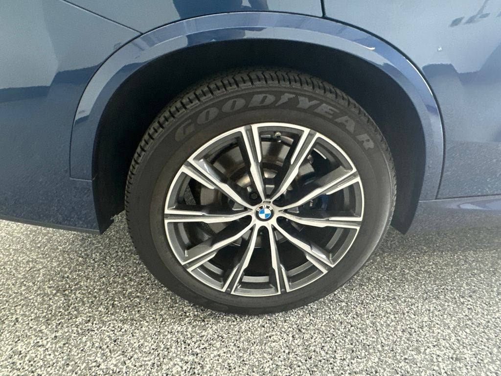 2023 BMW X5 M50i
