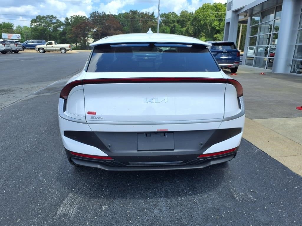 2025 Kia EV6 Light