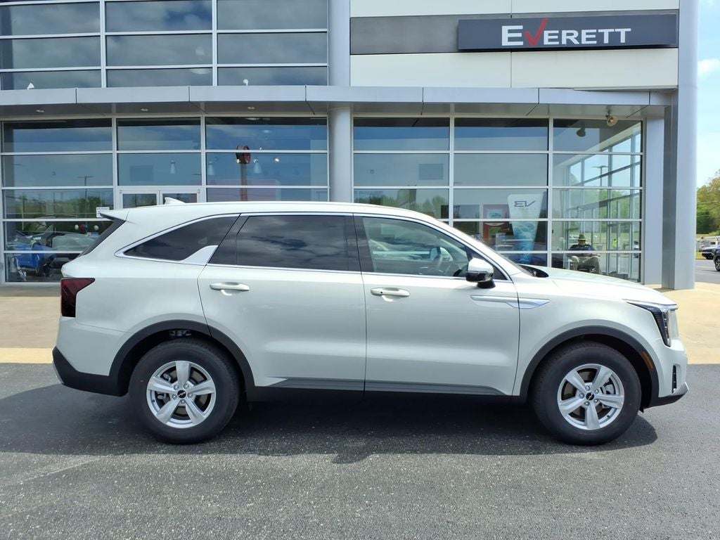 2026 Kia Sorento LX