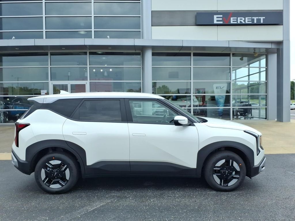 2027 Kia Seltos LX