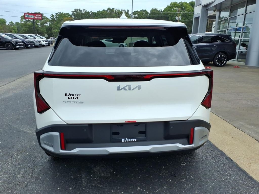 2027 Kia Seltos LX