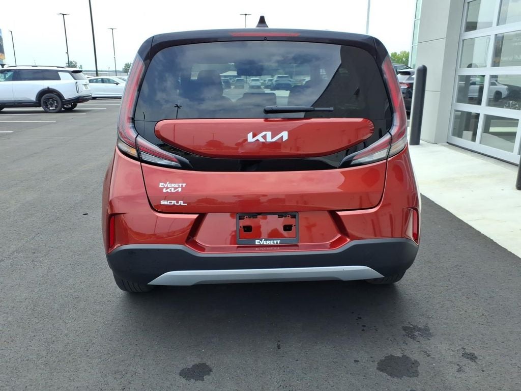 2024 Kia Soul LX