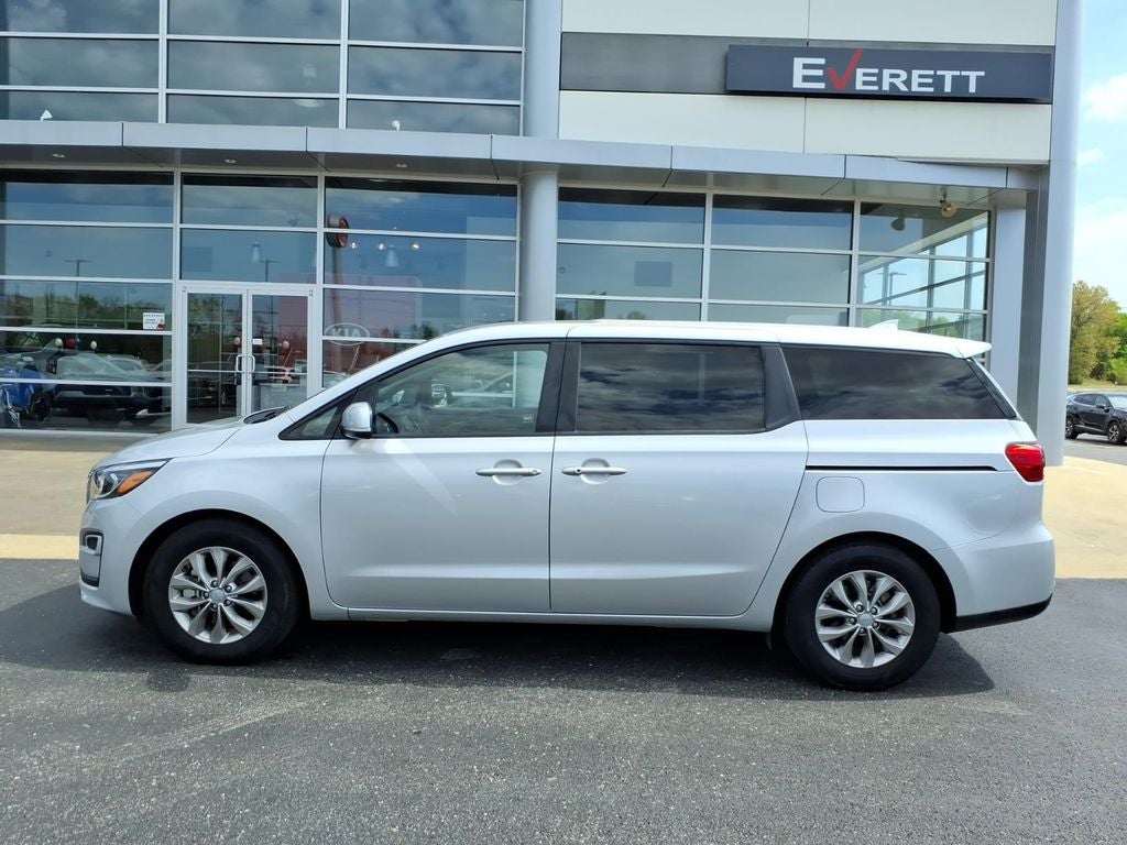 2020 Kia Sedona LX