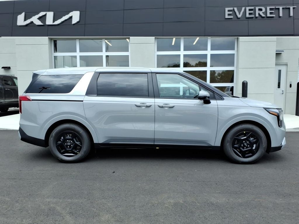 2027 Kia Carnival LXS