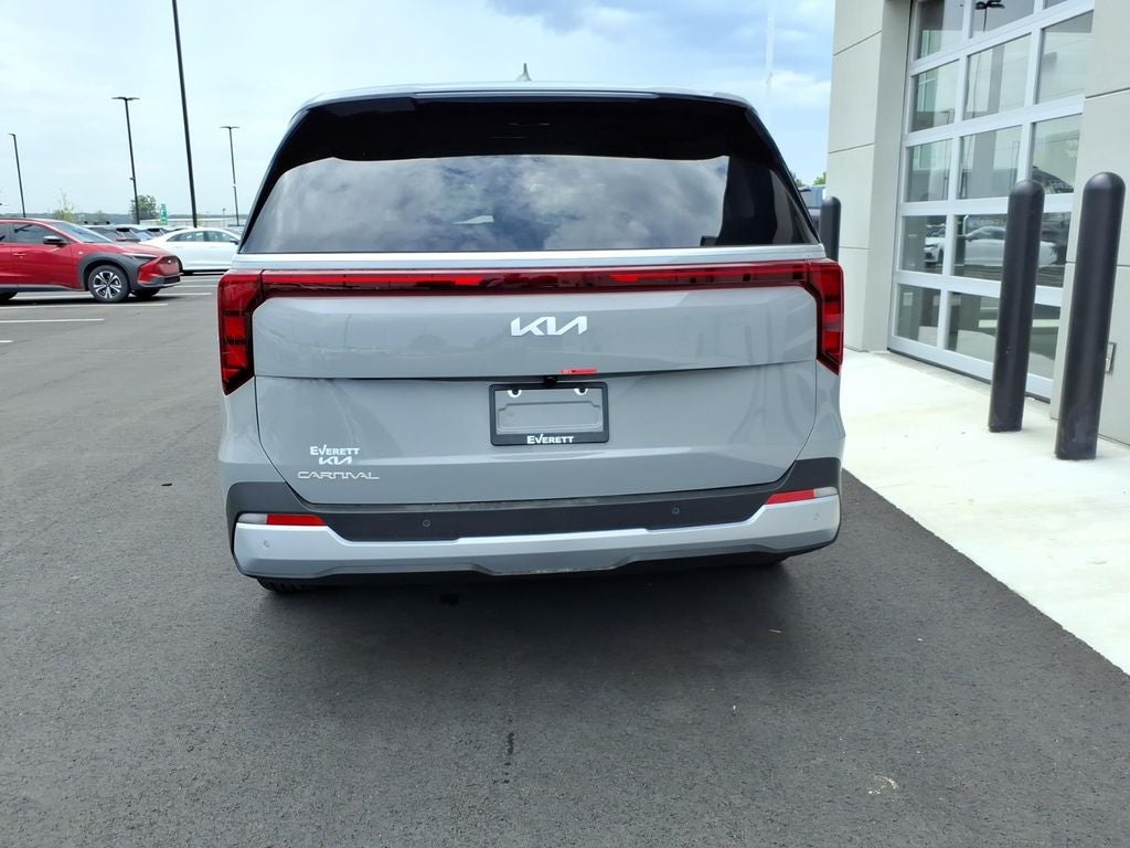 2027 Kia Carnival LXS