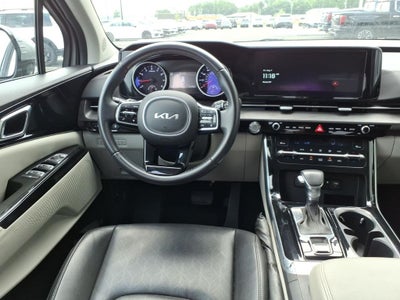 2024 Kia Carnival EX