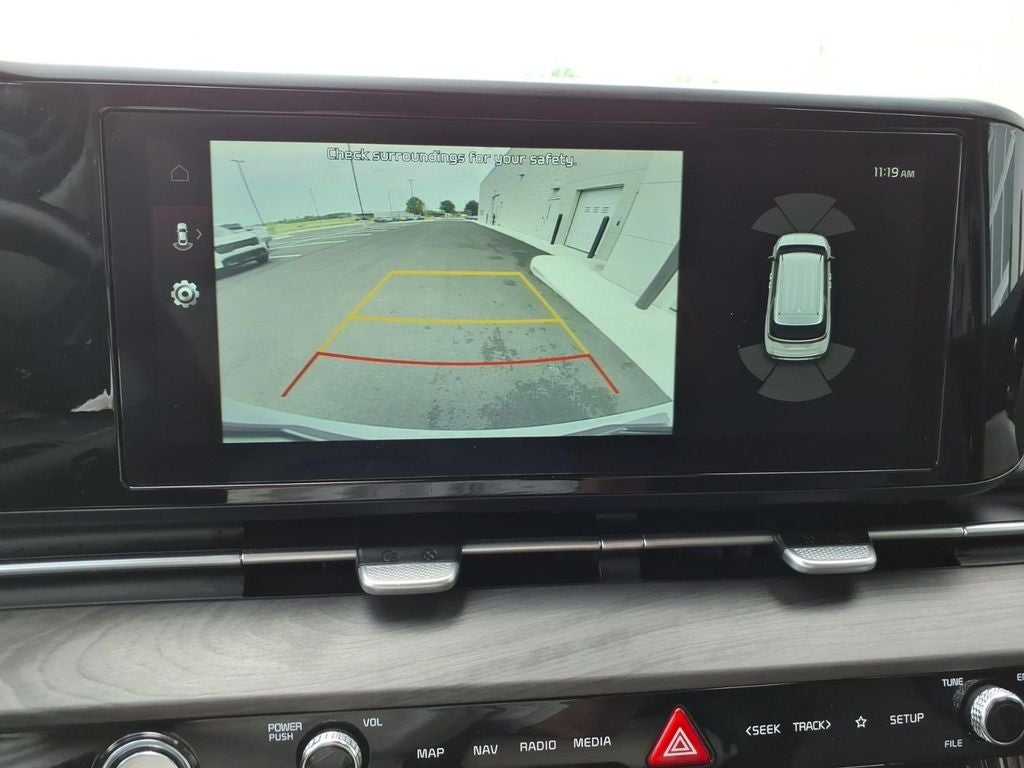 2024 Kia Carnival EX