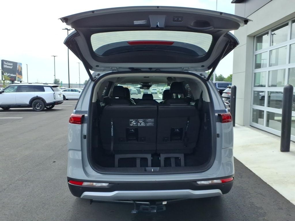 2024 Kia Carnival EX