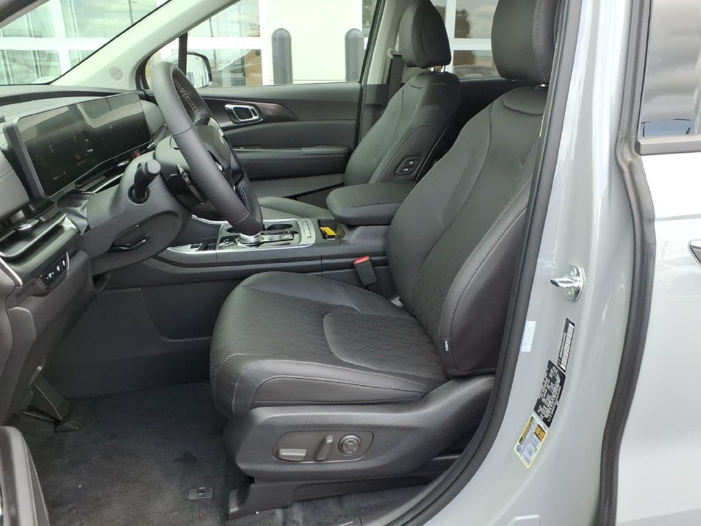 2027 Kia Carnival Hybrid EX