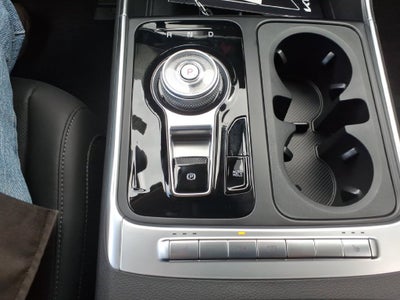 2027 Kia Carnival Hybrid EX