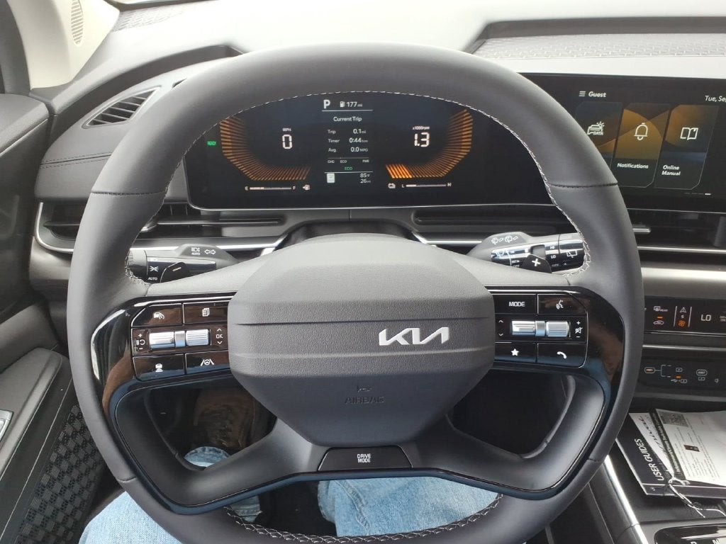 2027 Kia Carnival Hybrid EX