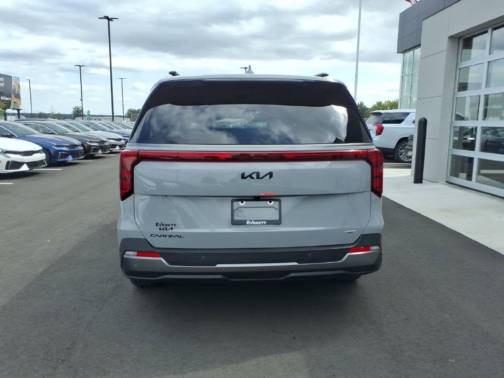 2027 Kia Carnival Hybrid EX