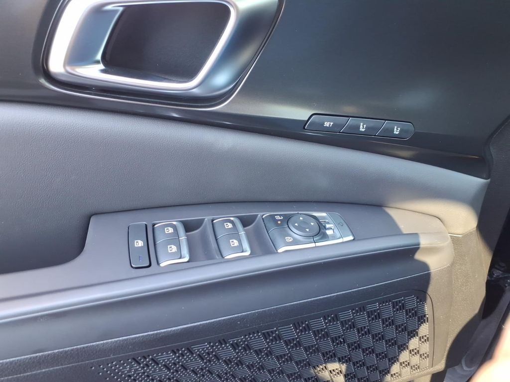 2026 Kia Carnival Base