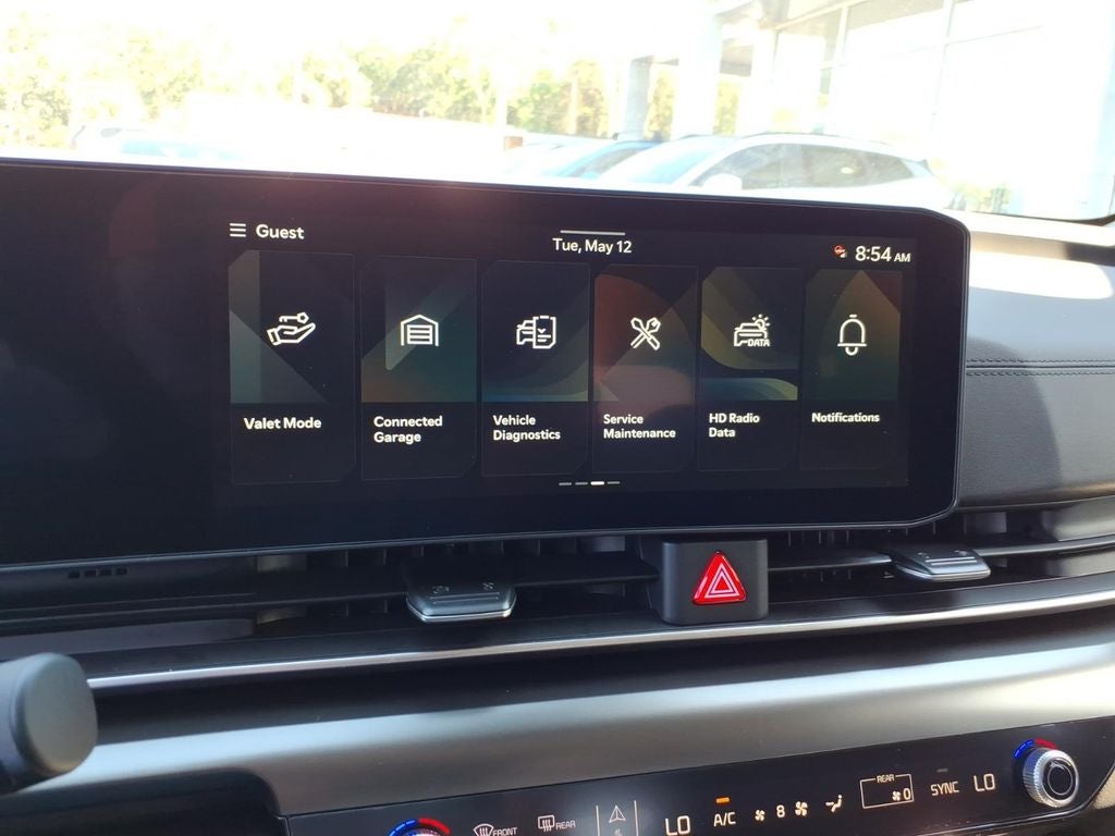 2026 Kia Carnival Base