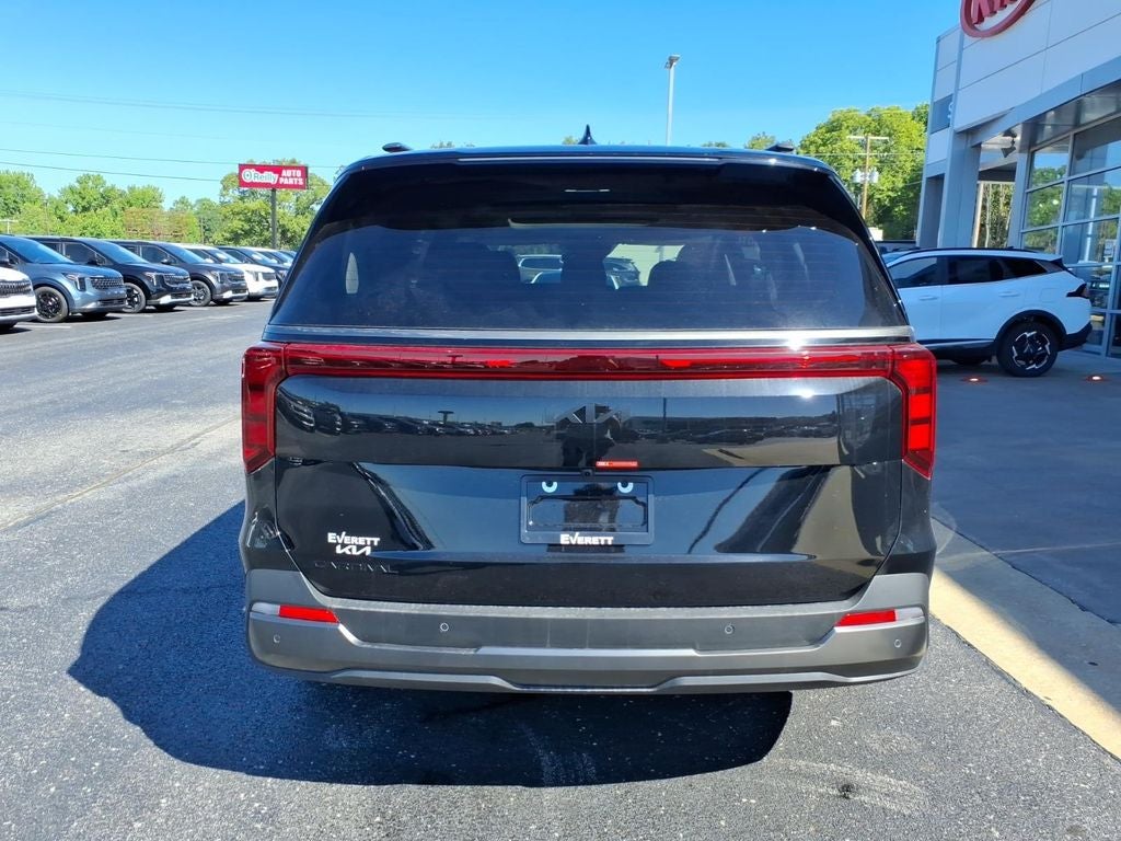 2026 Kia Carnival Base