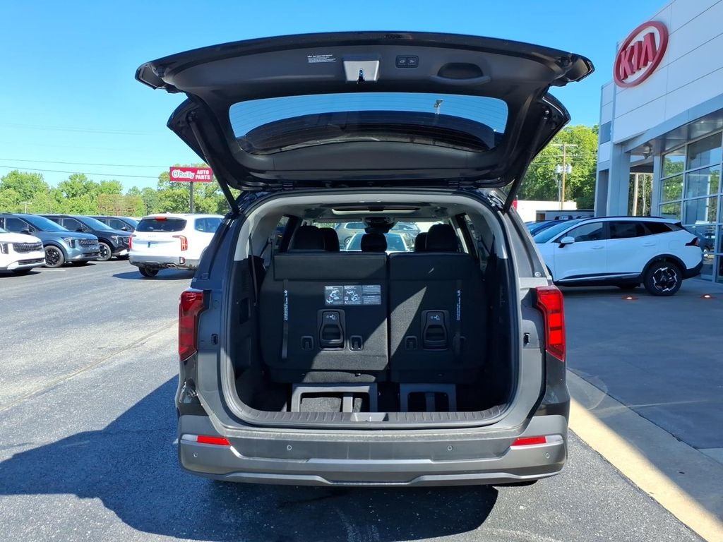 2026 Kia Carnival Base