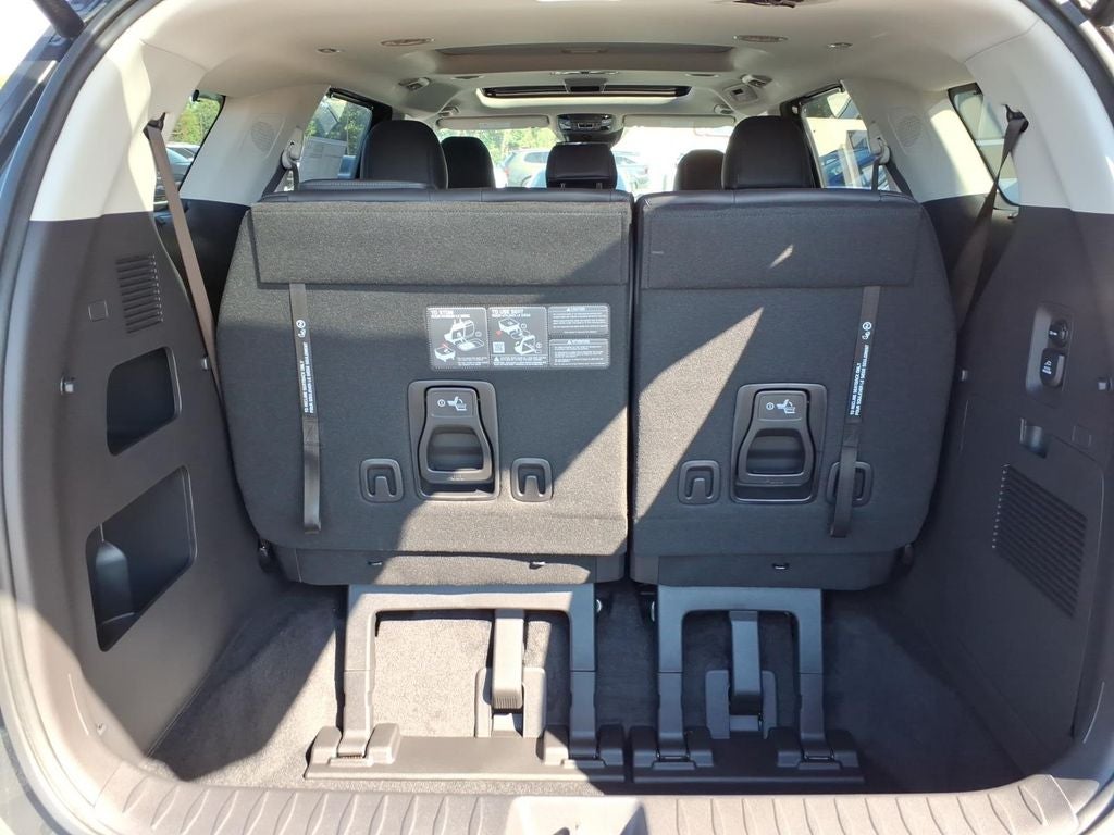 2026 Kia Carnival Base