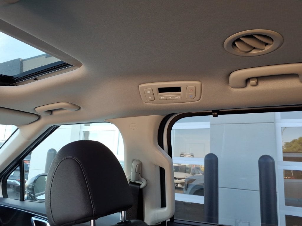 2027 Kia Carnival SX Prestige