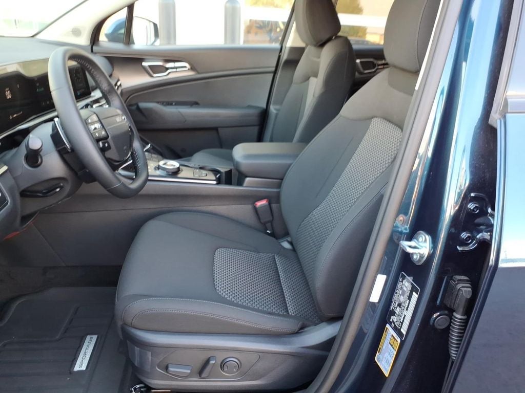 2027 Kia Sportage Hybrid S