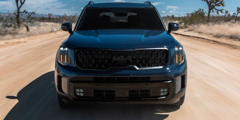 The front grille trim level of the 2025 Kia Telluride in Batesville, AR